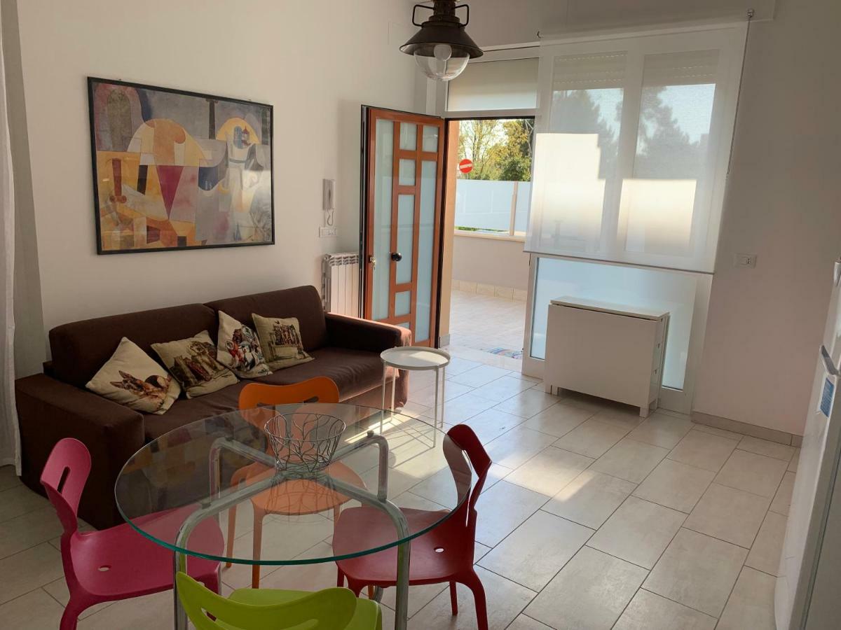 Appartamento Pineta A Mare Montesilvano Exterior foto